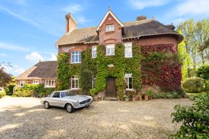 Photo 8- click for photo gallery